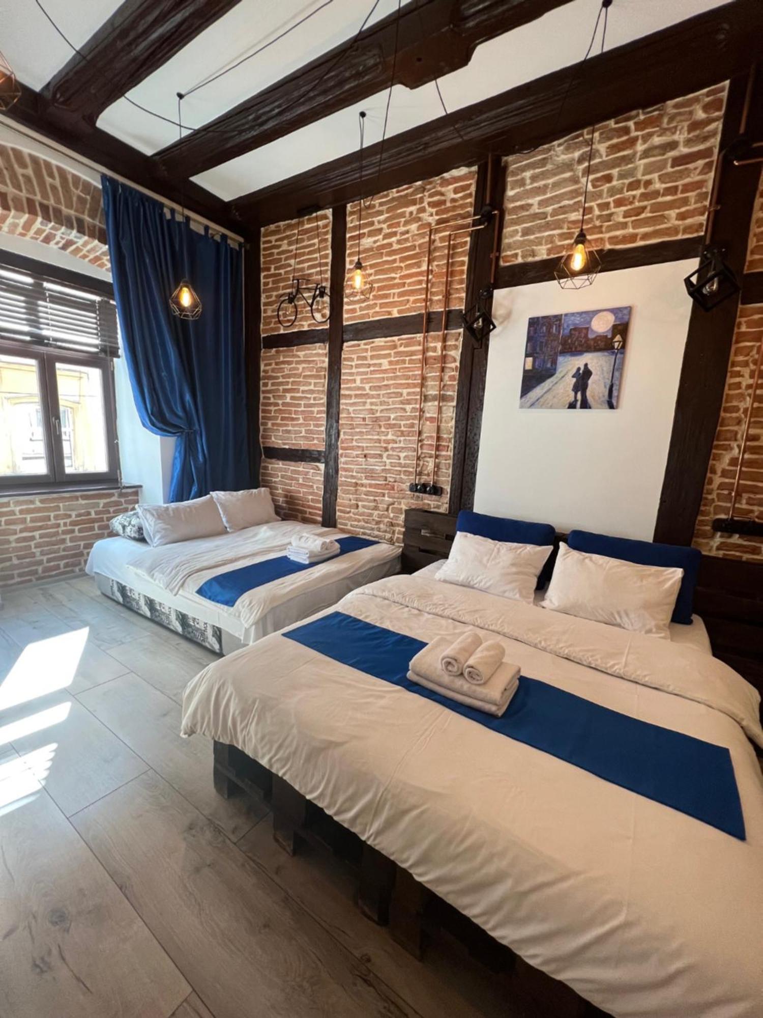 Cozy Loft В Самому Центрі Львова Apartment Luaran gambar